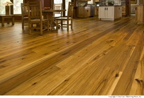 Какой пол лучше использовать в деревянном доме?