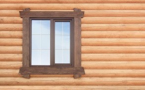 Как сделать окно в деревянном доме